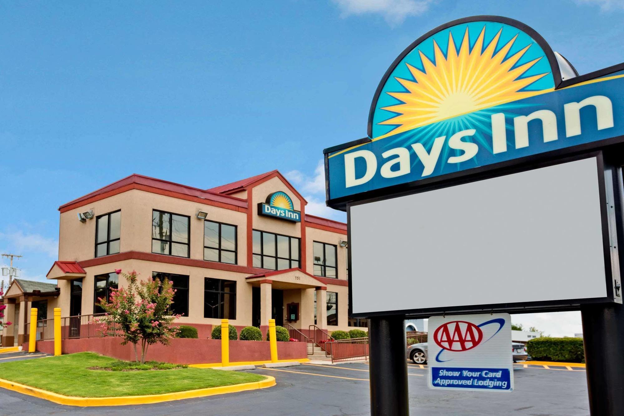 Days Inn By Wyndham Лорънсвил Екстериор снимка